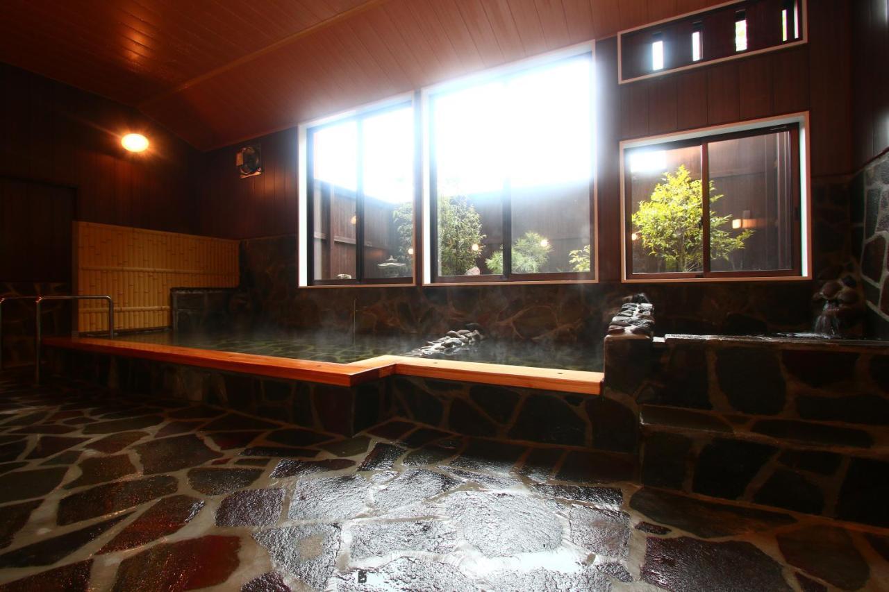 Hitoyoshi Onsen Ohgano Yado Hotel Buitenkant foto