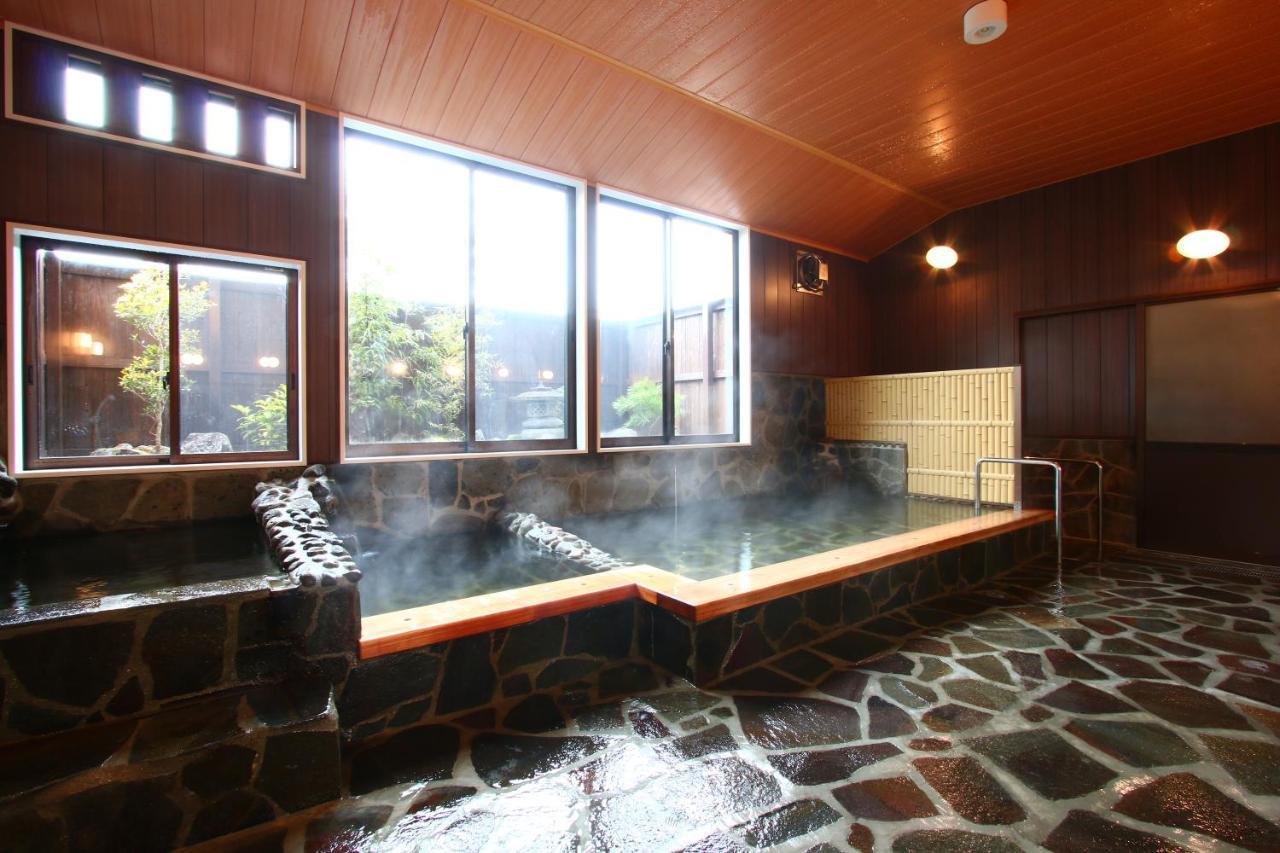 Hitoyoshi Onsen Ohgano Yado Hotel Buitenkant foto